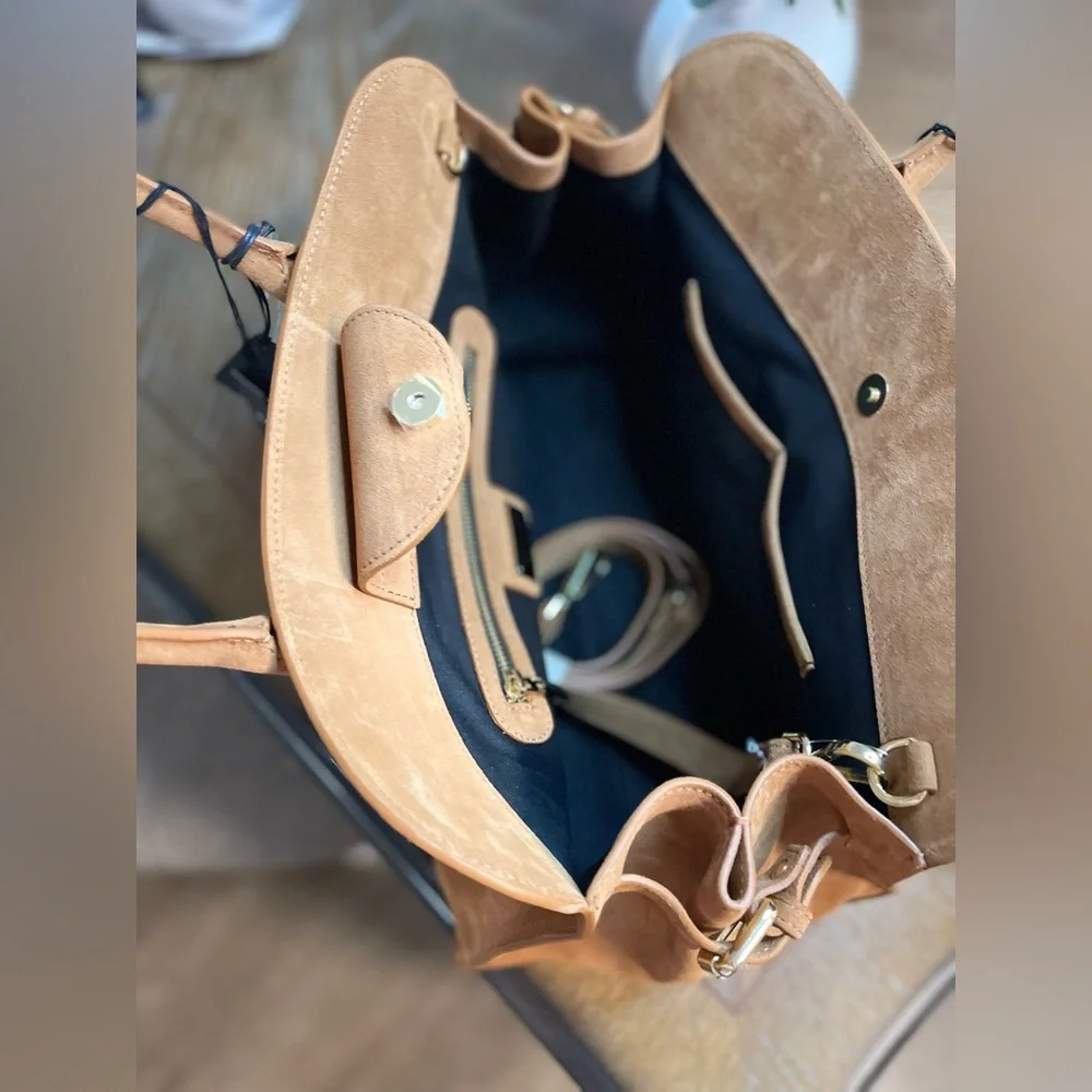 Claudia Firenze TikTok Viral The Row Margaux Suede Camel bag
TjMaxx Marshalls - Picture 5 of 15